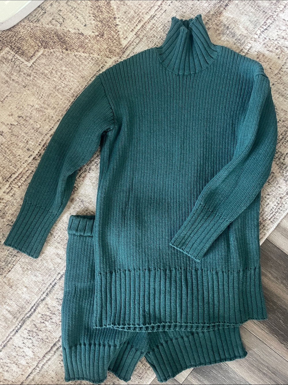Ribbed Turtleneck Sweater in Teal